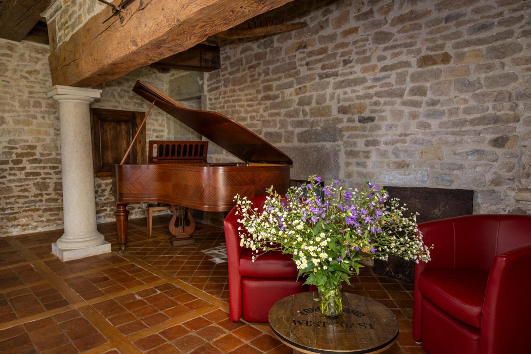 Le Relais Des Deux Tours Bed & Breakfast Brémondans Екстериор снимка