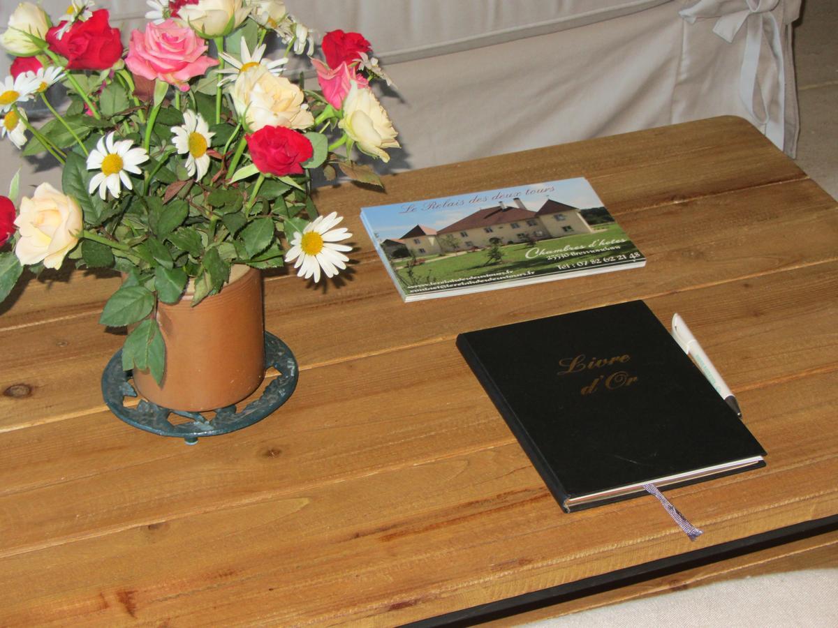 Le Relais Des Deux Tours Bed & Breakfast Brémondans Екстериор снимка