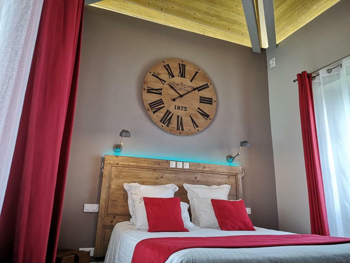 Le Relais Des Deux Tours Bed & Breakfast Brémondans Екстериор снимка